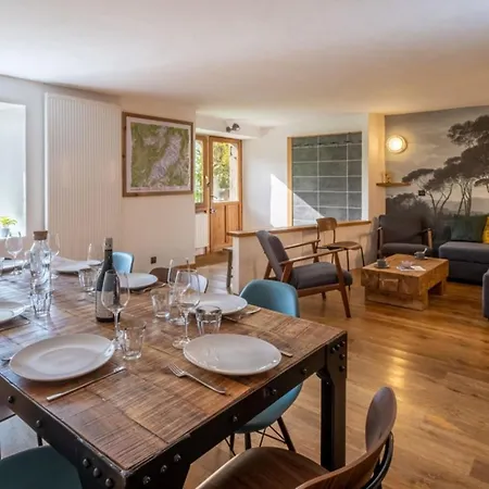 Holiday home Loft-chalet With Exterior And View In Chamonix